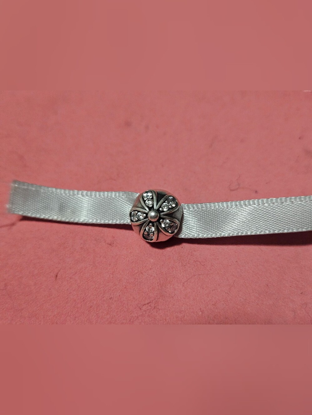 Pandora Retired Sparkling Daysi Sterling Silver Clip Charm